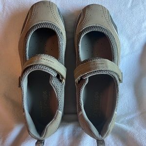 Skechers platform shoes